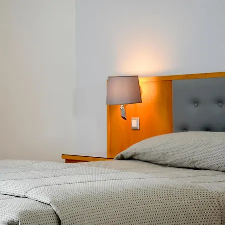 Hotell Athena 3*
